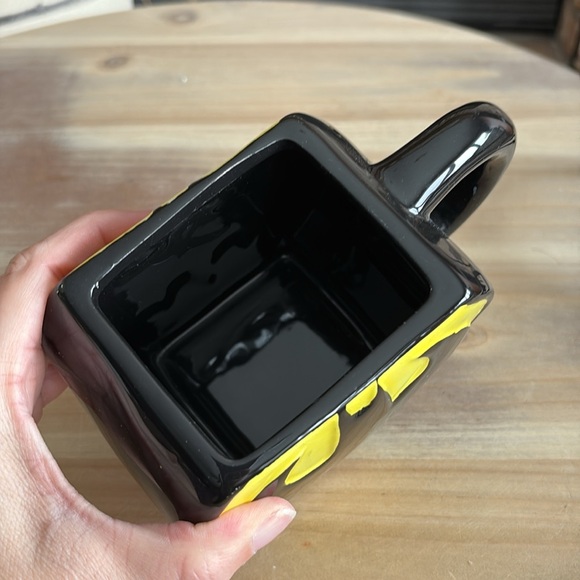 DC COMICS BATMAN LOGO 20OZ JUMBO Ceramic Coffee MUG - Picture 3 of 5